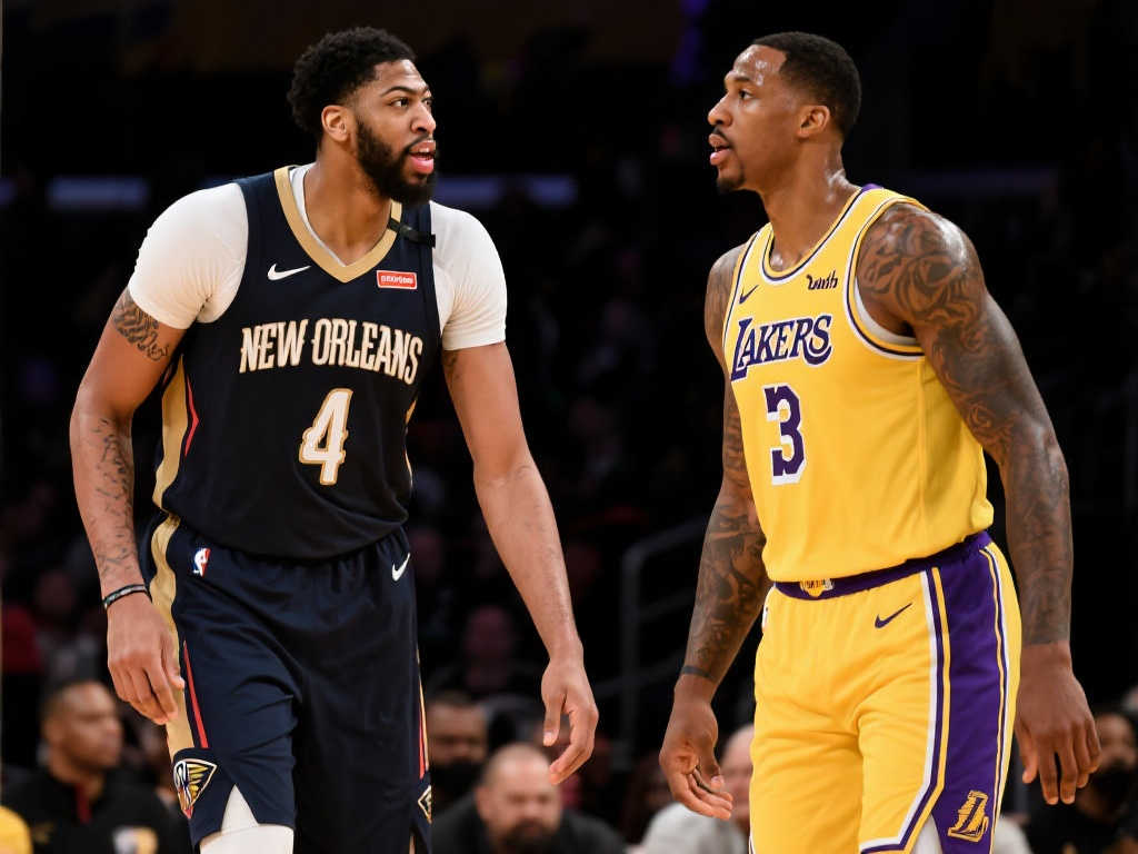 际足坛上收 际足坛上收